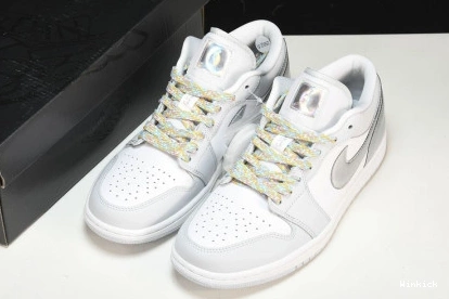 DX6070-101 Away Jordan SE Silver 1 Low Tear 1113